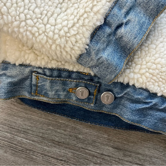 Pilcro & the Letterpress Women's Large Sherpa Denim Jacket - Picture 5 of 10